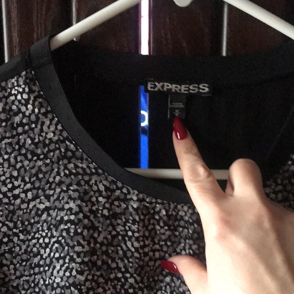 Express top. - Picture 2 of 5